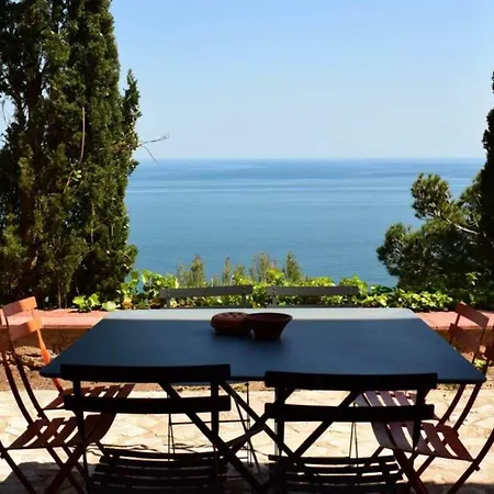 Cd004 - Mirador بيت للعطل *